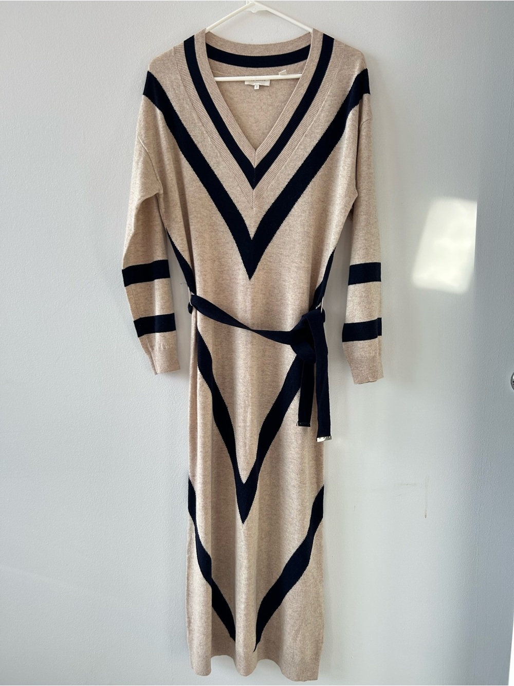 Ted Baker Beige and Black V-Neck Striped Belted Maxi Dress NWOT